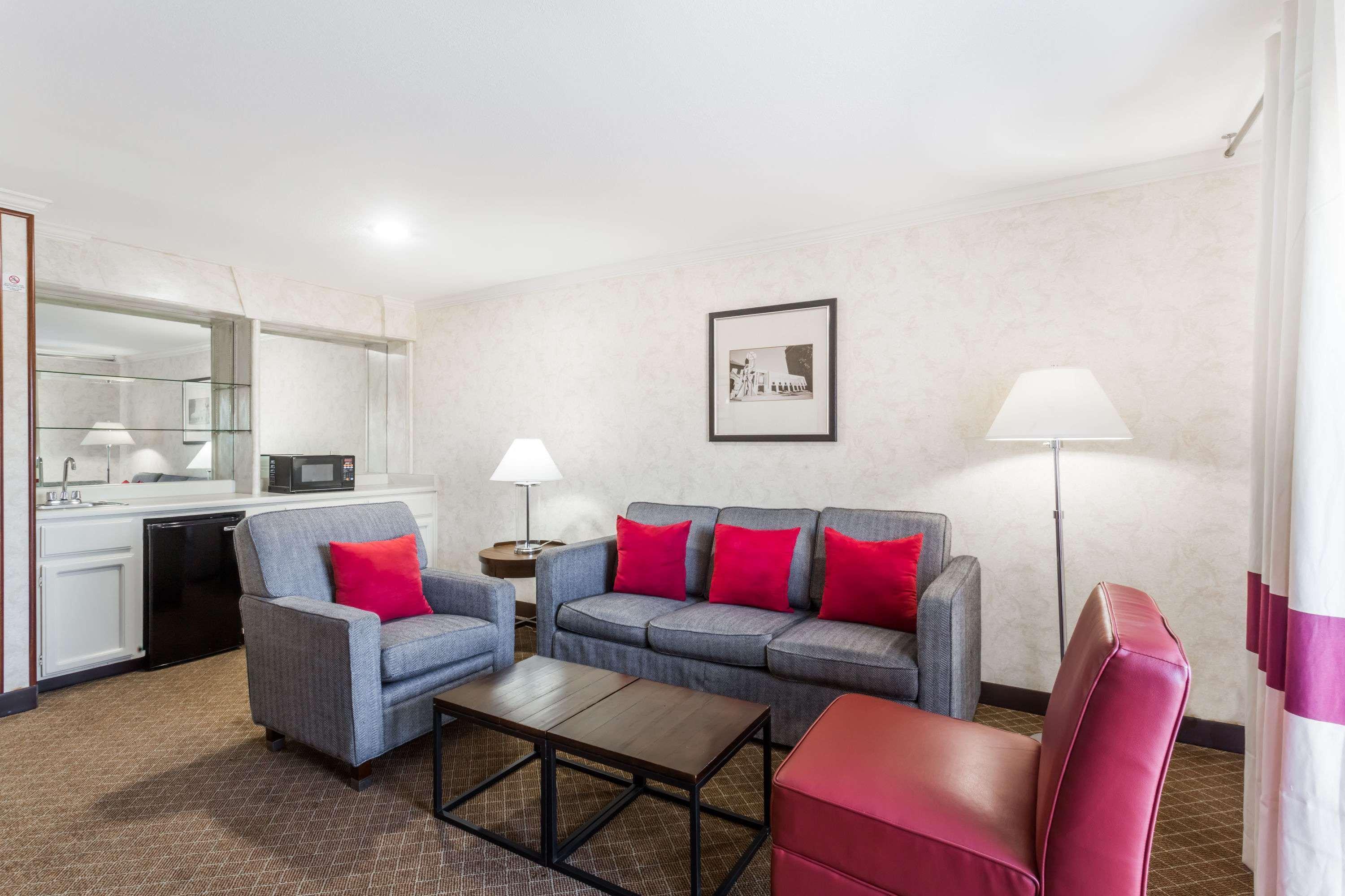 Wyndham Garden Silicon Valley Сан Хосе Екстериор снимка